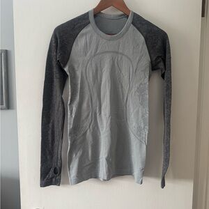 lululemon athletica Gray Long Sleeve Top
